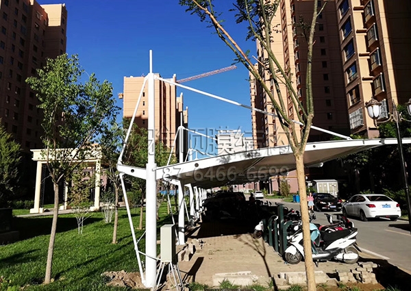 膜結(jié)構(gòu)自行車棚-甘肅張掖德和園小區(qū)交付使用